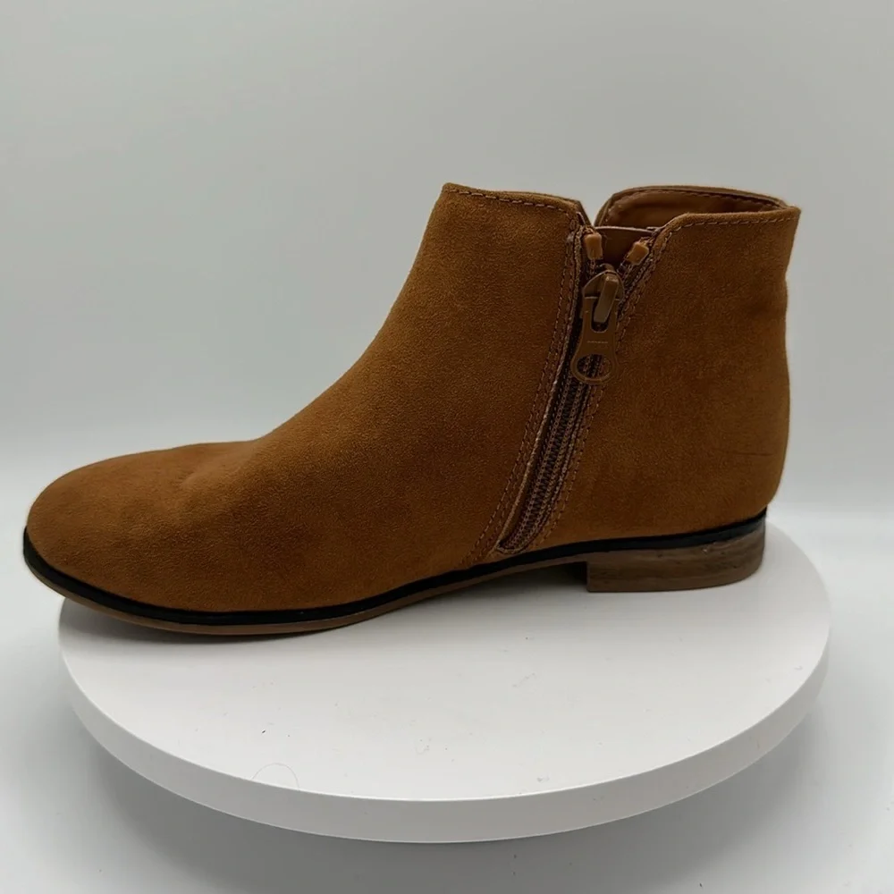 CAT & JACK Girls’ Faux Suede Boots, Size 1